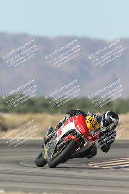 media/Oct-30-2025-Racers Edge (Thu) [[dabbdaf680]]/3-B Group/Session 4 Turn 16/